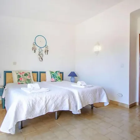 Apartamento Jasmim Sao Rafael * البوفيرا